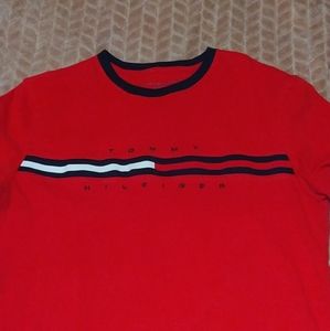 Tommy Hilfiger red/blk medium tee